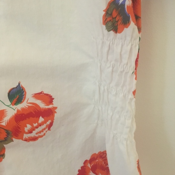 Floral Vintage Button Up - Picture 3 of 4